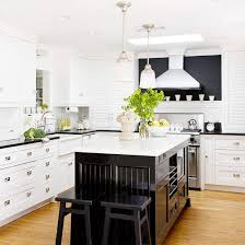 traditional black and white kitchen ideas