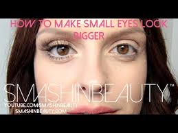 While you can still use white pencil to do this, i find it looks more natural and thus more believable when you use a beige pencil. Makeup Techniques To Make Small Eyes Look Bigger Saubhaya Makeup
