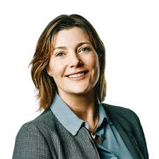 Calling all Linkedin connections! I am moving to Australia next month and… 