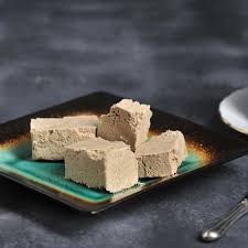 Halva kuchen, russische halva torte food blog kochphilosophen. Halva Warenkunde Rezept Essen Und Trinken