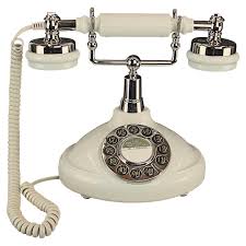 Sangyn 1960s old style corded telephone makes a strong ambience of fashion nostalgia,this old style phone will add a vintage touch to your decor for home,bar and cafe. Design Toscano Antique Phone White Brittany Neophone 1929 Rotary Telephone Corded Retro Phone Vintage Decorative Telephones Walmart Com Walmart Com