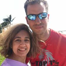 A difference when you have workout accountability partners.  @sherman_d_roberts and Noreen shared a2.2 mike swim yesterday one last  time. After so long without swimming after my shoulder injury and  practicing for a