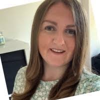 Alexis Sheppard's Instagram, Twitter & Facebook