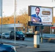 DOOH: Digital Out Of Home | Advertising LED screen | Prismaflex