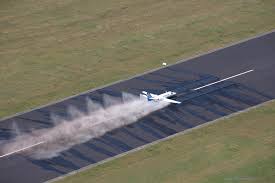 2.4 km, or almost 8000 feet. Twente Airport Startseite Facebook