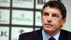 Entièrement consacré au club, chef d'entreprise... que font les présidents  du Top 14 ?