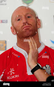 Gareth thomas welsh rugby hi-res stock photography and images