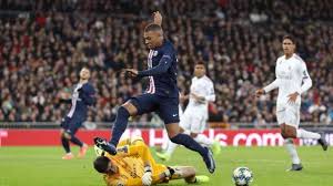 Both thomas tuchel and zinedine zidane have selection headaches prior to the parc des princes clash, with neymar, kylian mbappe and luka modric out Champions League Psg Hold Real Madrid To 2 2 Draw Clinch First Place In Group Soccer News India Tv