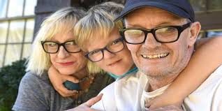 The cost of Alzheimer's: Stress, finances put young family in bind