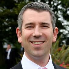 Ronan Henry (@ronanhenz)