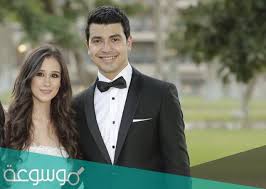 الكلمة الدلالية محمد انور وزوجته دينا. Dn71bk9icf Fbm