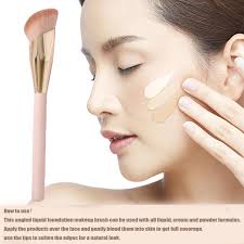 Amazon.com: Hfpengzan Angled Foundation Brush for Cream Liquid  Makeup,Contour Blush Bronzer highlight Makeup, Angled Liquid Face Makeup  Tool ...