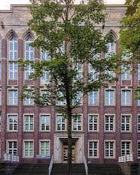 Hansa Berufskolleg Munster School College Schule Architecture Exploremuenster City Building Nrw Munsterland Muenster Instagram Facade