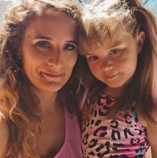 Where's the best place for girls braids please