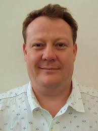 Simon Gardner's Instagram, Twitter & Facebook