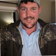 Kelly Kilbane's Instagram, Twitter & Facebook