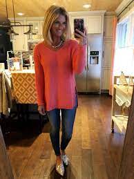 How To Wear A Coral Sweater With A Statement Necklace Fashion Fall Fashion Trends Women How To Wear White Jeans