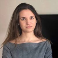 Renee Manfredi's Instagram, Twitter & Facebook