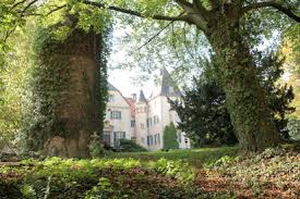 Es liegt am wannebach nahe seiner. Studium