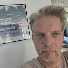 I bow to none other than the Lord Jesus Christ !