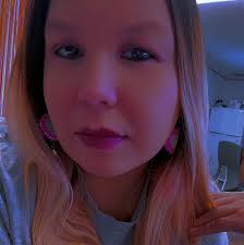 Where is Amber's mom and is she alive?