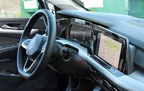 But it'll be the interior and exterior styling doing the heavy lifting in the dealership. 2020 Vw Golf Interior Forget The Renders Here S The Real Deal Carscoops