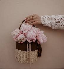 We did not find results for: Pfingstrosen In Der Vase Meine Pflegetipps Fur Langere Haltbarkeit Daisiesandglitter