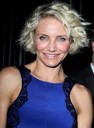See more ideas about kameron diaz, cameron diaz, cameron. Zomg Haircut Alert Cameron Diaz Is Cropped Curly And Lovin It Glamour
