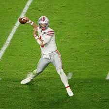 Search free bear wallpapers on zedge and personalize your phone to suit you. Should The Chicago Bears Sit Or Start Rookie Qb Justin Fields Windy City Gridiron