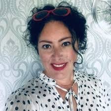 Susanne Mcleod's Instagram, Twitter & Facebook