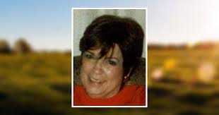 Paula Oakley's Instagram, Twitter & Facebook