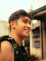 Thomas Santos (@thomas.the.santos) • Instagram photos and videos