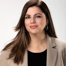 Tammy Fine's Instagram, Twitter & Facebook