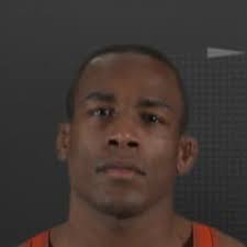 Kyle Dake edges Frank Chamizo in wrestling thriller