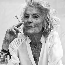 Linda Waldon (@styleoverfifty) • Instagram photos and videos