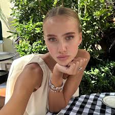 Valeria Sokolova Berkland...