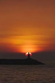  Photographic Print Sunset View Of Lighthouse In Manila Bay Manila Philippines By Keren Su 24x16in Sunset Sunset Views Lighthouse
