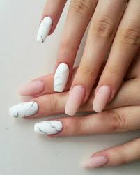 Dec 09, 2020 · uñas blancas con diseños delicados unicolor. Unas De Acrilico O Gel Decoradas 2021 2022 Disenos Y Modelos