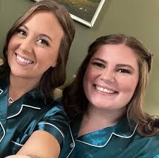 Julia Winkler and Michael Comiskey's Wedding Website