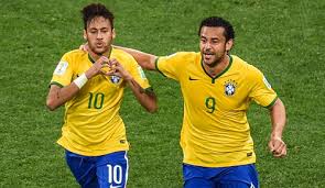 Brasil enfrentou o peru na semifinal da copa américa, em jogo no estádio nilton santos, ontem (5). Neymar Marca De Penalti E Vira A Partida Para O Brasil Contra A Croacia Blog Do Robson Pires