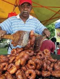 Next, heat oil with inspire fryer and fry kuih keria until slightly golden colour. Ancient Kuih Keria Recipe Now A Ramadan Favourite The Star
