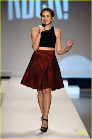Carly Rose Sonenclar Performs At New York Fashion Week See The Pics Carly Rose Sonenclar Nike Kids Perf Carly Rose Sonenclar New York Fashion Week Fashion