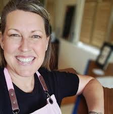 It's been 10 weeks yall. My bio-mom has endured a 10 week hospital stay and  she still wakes up looking this good everyday! Who needs makeup or hairdos  or fancy clothes?? Janie