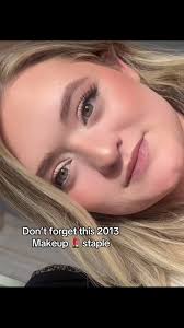 Essentials de maquillaje de 2013-2014