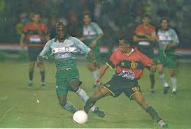 Um confronto carregado de jogos marcantes. Fotos Encontros Historicos Entre Sport E Palmeiras Superesportes