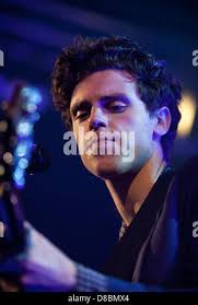 Michael Petulla von Noah und der Wal erklingt in Liverpool O2 Academy.  Liverpool, England