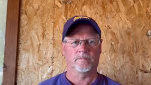 Liam Carter, Grant Gaer, and Jordan Weller join Gene Rasmussen as our guest  DJ's for the IKM-Manning edition of Class Days! Congratulations to all of  the graduating Wolves in the Class of