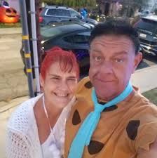 Are others in North Redondo Beach experiencing dim lighting issues?