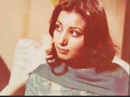 Azra Siddiqui's Instagram, Twitter & Facebook