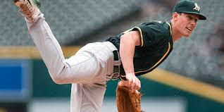 Chris bassitt clutches at his face after getting hit by a line drive against the white sox on aug. Chris Bassitt Has Tommy John Surgery